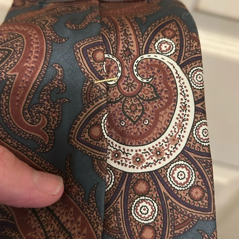 Handmade Thornhill Menswear Brown  and blue Paisley Tie